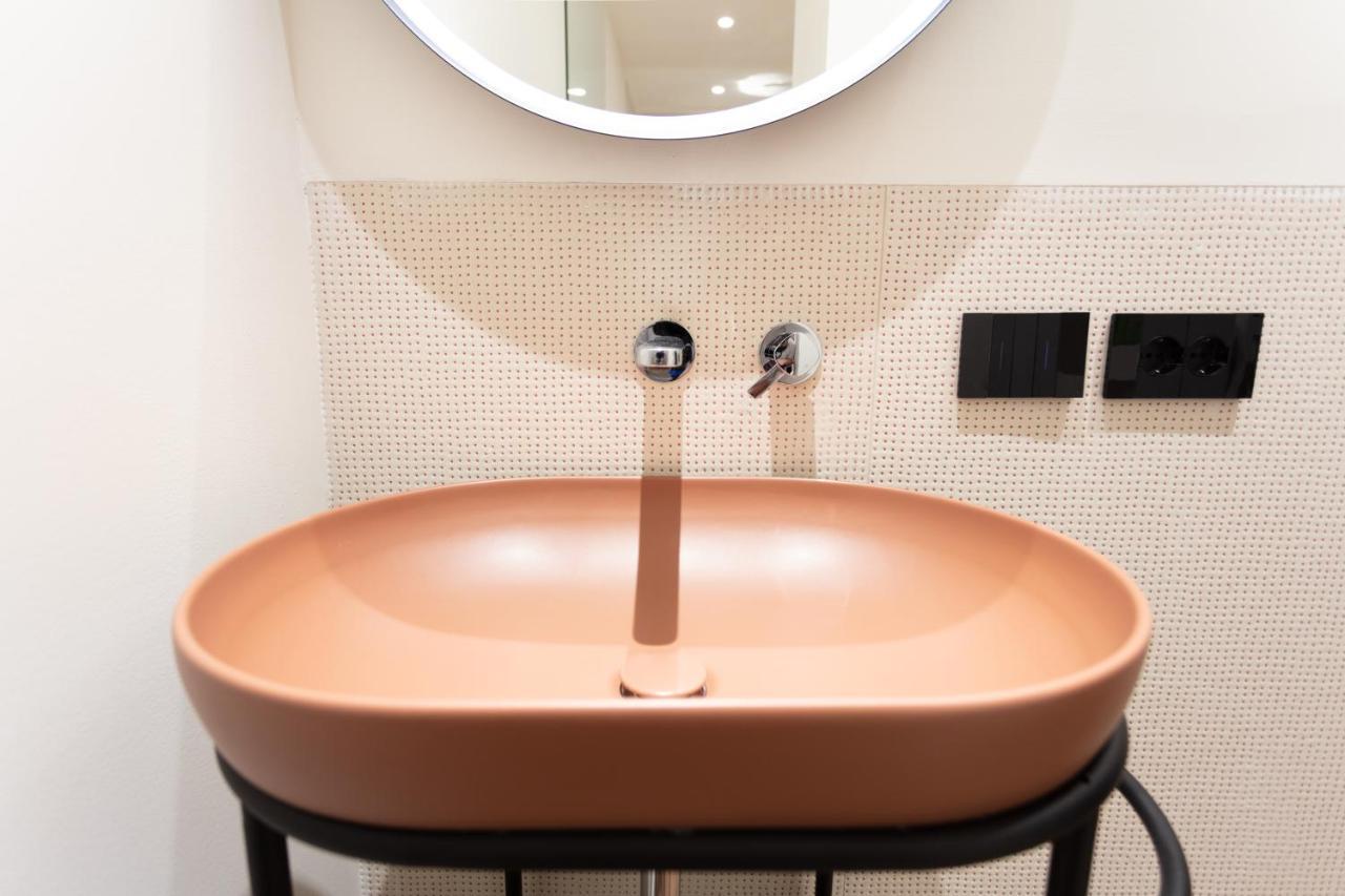 מילאנו Sant'Ambrogio Apartments, Reception H24 מראה חיצוני תמונה
